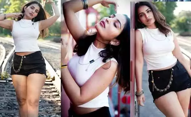 Ananya Nagalla का बोल्ड अवतार: ट्रैक पर चलते हुए फ्लॉन्ट किया अपना ग्लैमरस लुक Ananya Nagalla का बोल्ड अवतार: ट्रैक पर चलते हुए फ्लॉन्ट किया अपना ग्लैमरस लुक