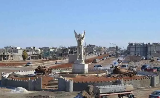 Kobani पर बढ़ा संकट: चारों ओर से घिरे कुर्द शहर में घातक आपदा का अलर्ट Kobani पर बढ़ा संकट: चारों ओर से घिरे कुर्द शहर में घातक आपदा का अलर्ट