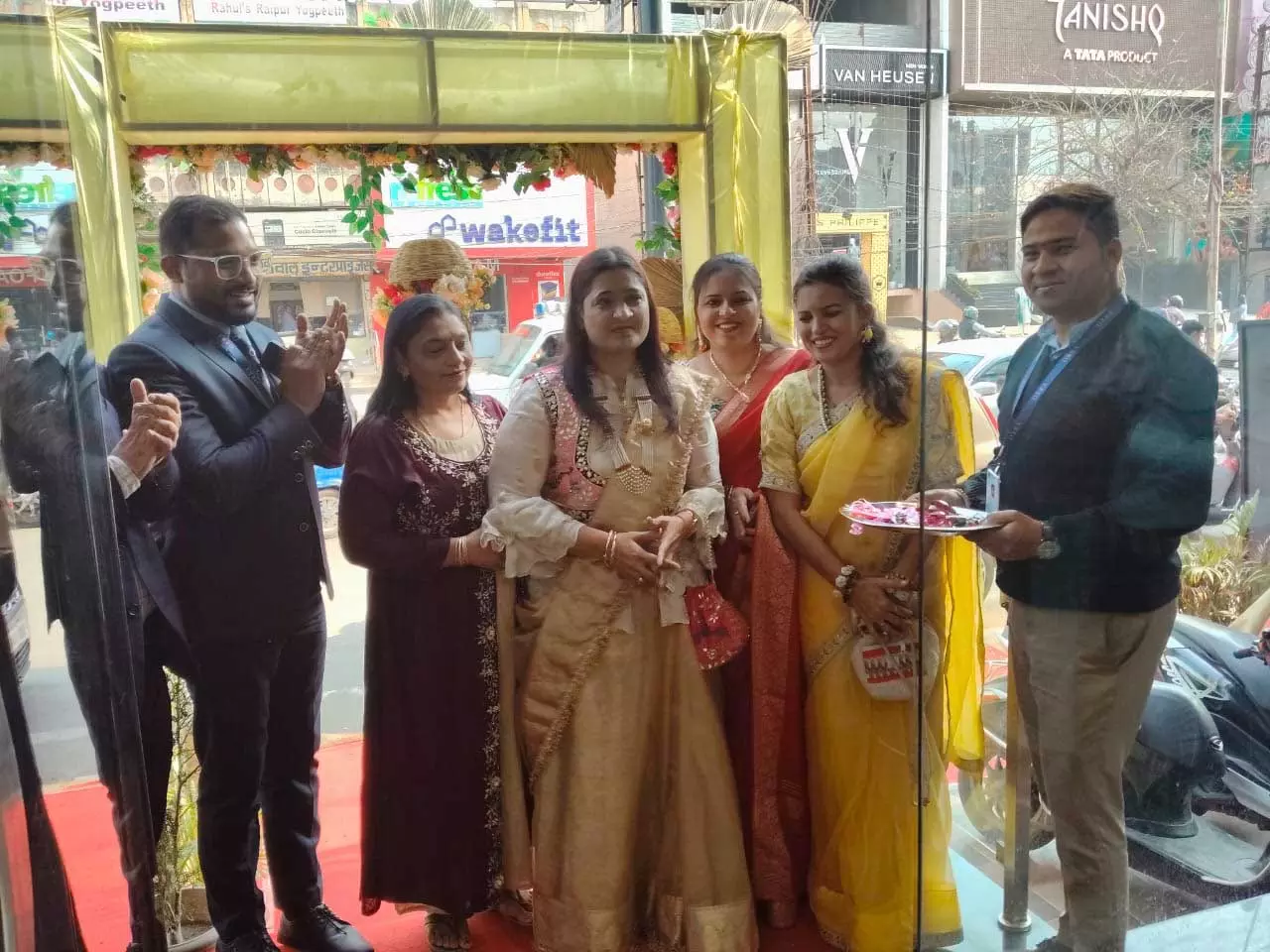 राजधानी में तीन दिवसीय वेडिंग कलेक्शन ज्वेलरी प्रदर्शनी का आयोजन राजधानी में तीन दिवसीय वेडिंग कलेक्शन ज्वेलरी प्रदर्शनी का आयोजन