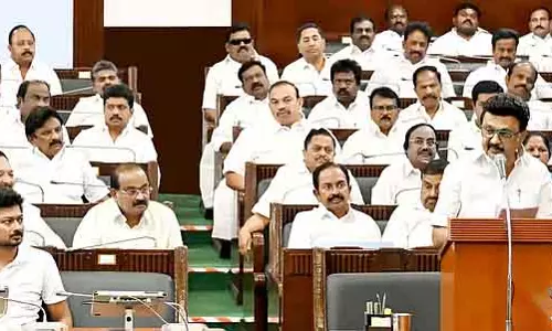Tamil Nadu विधानसभा में एक ही दिन में 9 बिल पास हुए Tamil Nadu विधानसभा में एक ही दिन में 9 बिल पास हुए