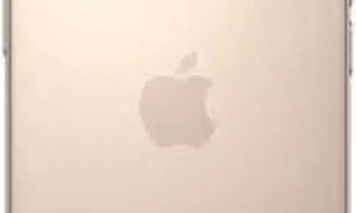 Apple iPhone 18 Pro and iPhone 18 Pro Max: डिस्प्ले में होगा सबसे बड़ा बदलाव