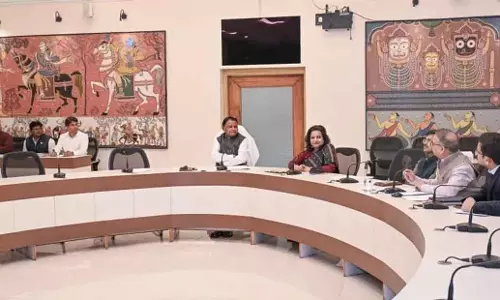 ओडिशा ने सुरक्षित AI इकोसिस्टम के लिए योजना बनाई, रणनीतिक साझेदारी की संभावना तलाशी ओडिशा ने सुरक्षित AI इकोसिस्टम के लिए योजना बनाई, रणनीतिक साझेदारी की संभावना तलाशी