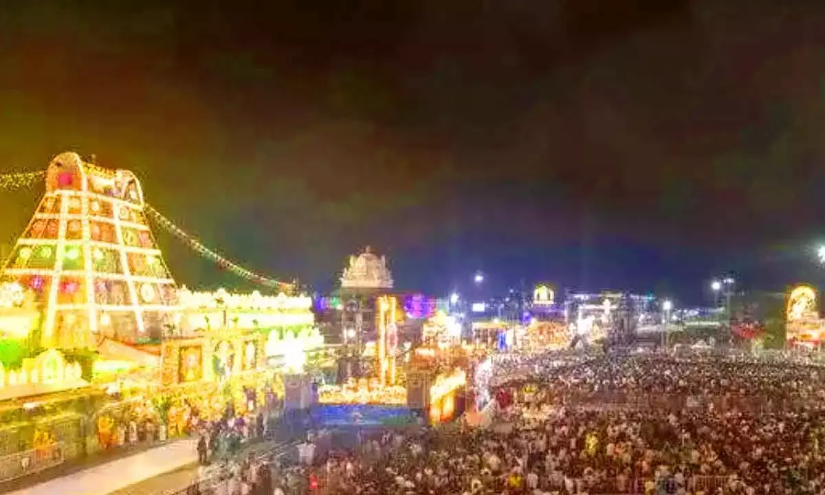 Tirumala में भव्य वाहन सेवा के साथ रथ सप्तमी मनाई गई