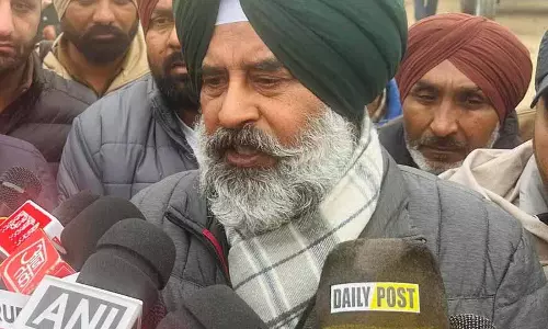 AAP सोशल मीडिया पर आलोचकों को दबाने के लिए कॉपीराइट कानूनों का दुरुपयोग कर रही: Pargat Singh AAP सोशल मीडिया पर आलोचकों को दबाने के लिए कॉपीराइट कानूनों का दुरुपयोग कर रही: Pargat Singh