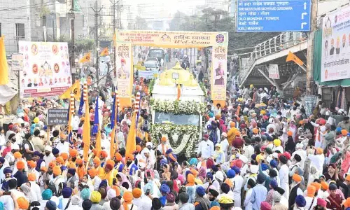 Guru की शहादत को याद करने के लिए नांदेड़ में दो दिवसीय कार्यक्रम शुरू हुआ Guru की शहादत को याद करने के लिए नांदेड़ में दो दिवसीय कार्यक्रम शुरू हुआ