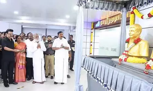 Tamil Nadu: भाषा युद्ध के शहीदों थलामुथु-नटरासन की मूर्तियों का अनावरण Tamil Nadu: भाषा युद्ध के शहीदों थलामुथु-नटरासन की मूर्तियों का अनावरण