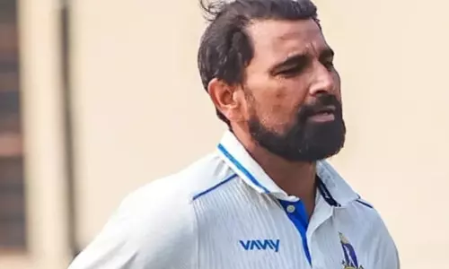 Ranji Trophy: शमी ने पांच विकेट लिए, बंगाल ने सर्विसेज को हराकर नॉकआउट में जगह बनाई Ranji Trophy: शमी ने पांच विकेट लिए, बंगाल ने सर्विसेज को हराकर नॉकआउट में जगह बनाई