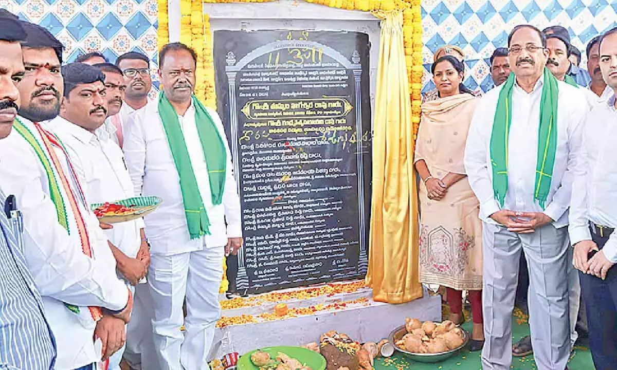 Telangana: किसानों के लिए बड़े इंफ्रास्ट्रक्चर को बढ़ावा, 10,000 टन का नया गोदाम बनेगा