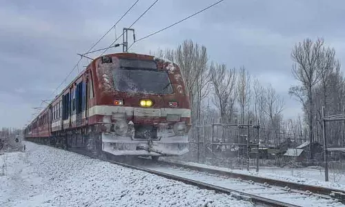 पहली बार Anantnag में चावल से भरी 42 वैगनों वाली पूरी रैक पहुंची।