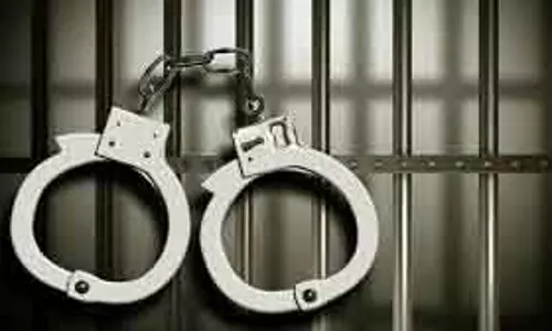 Udala 3 करोड़ रुपये की धोखाधड़ी के आरोप में महिला गिरफ्तार Udala 3 करोड़ रुपये की धोखाधड़ी के आरोप में महिला गिरफ्तार