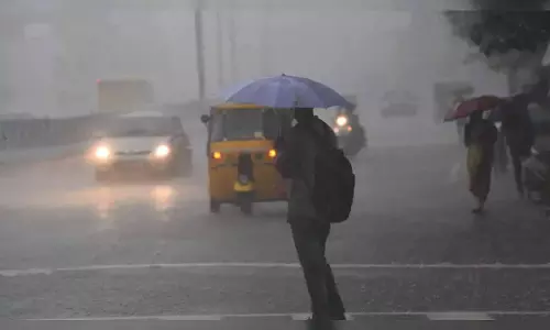 Chennai समेत तमिलनाडु के 23 जिलों में सुबह 10 बजे तक बारिश होने की संभावना है Chennai समेत तमिलनाडु के 23 जिलों में सुबह 10 बजे तक बारिश होने की संभावना है