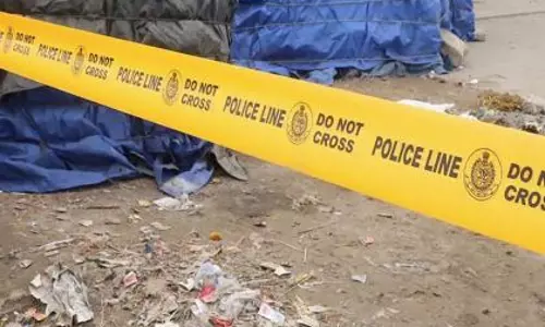 Delhi: शास्त्री पार्क में 32 साल के एक आदमी की गोली मारकर हत्या Delhi: शास्त्री पार्क में 32 साल के एक आदमी की गोली मारकर हत्या