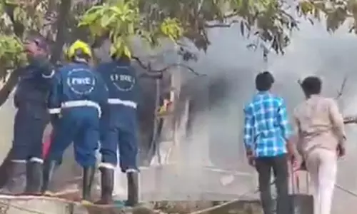 Hyderabad में आग लगी बिल्डिंग से तीन शव बरामद; बचाव अभियान जारी
