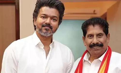 AIADMK के पूर्व मंत्री के.पी. कृष्णन D.V.A. में शामिल हो गए AIADMK के पूर्व मंत्री के.पी. कृष्णन D.V.A. में शामिल हो गए