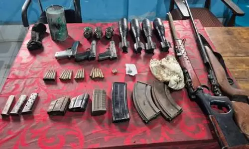 गणतंत्र दिवस पर संभावित खतरे से बचाव, Manipur में हथियार बरामद
