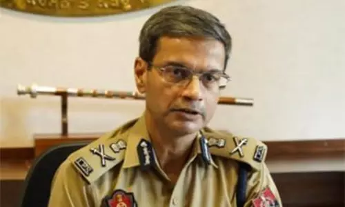 पंजाब: SSOC ने पाकिस्तान से जुड़े नार्को-टेरर मॉड्यूल का भंडाफोड़ किया पंजाब: SSOC ने पाकिस्तान से जुड़े नार्को-टेरर मॉड्यूल का भंडाफोड़ किया