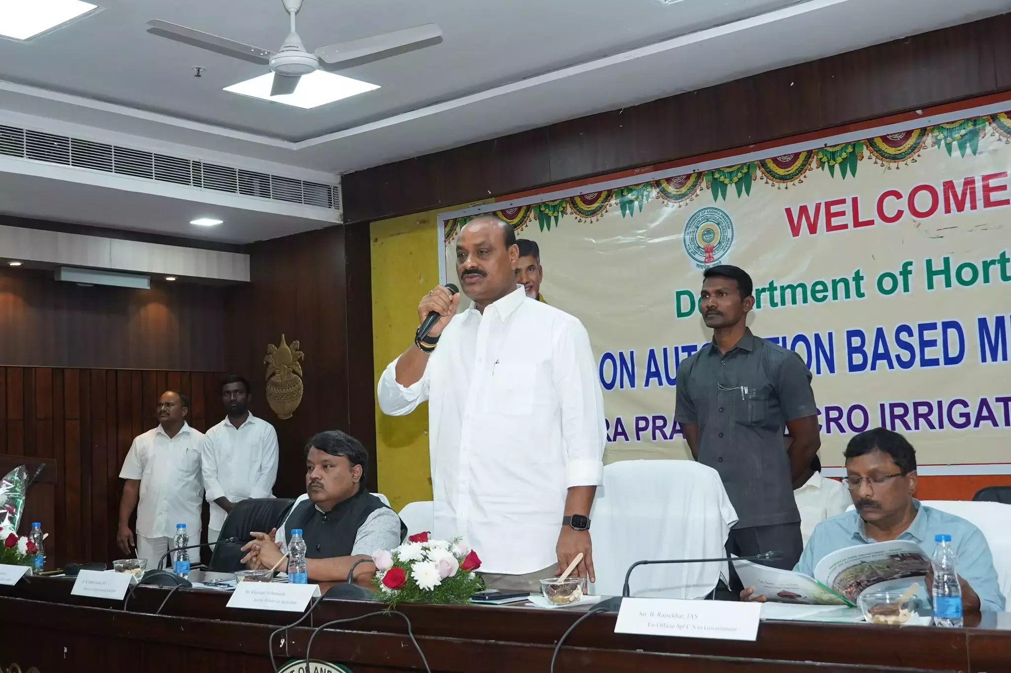 Andhra : यूरिया का इस्तेमाल कम करने वाले किसानों को प्रोत्साहन मंत्री Andhra : यूरिया का इस्तेमाल कम करने वाले किसानों को प्रोत्साहन मंत्री