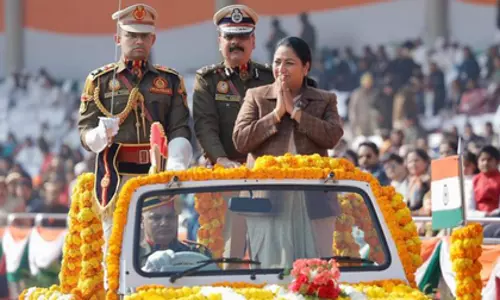 दिल्ली के CM के पहले गणतंत्र दिवस भाषण में आर्थिक मुद्दों पर ज़ोर रहा