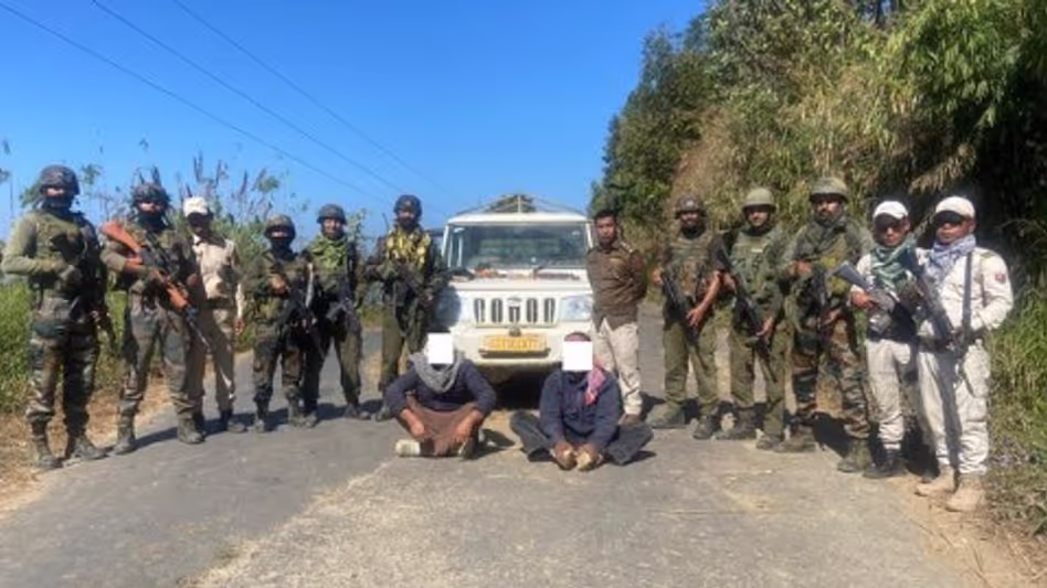 सुरक्षा बलों ने Manipur में दो लोगों को गिरफ्तार किया, विस्फोटक ज़ब्त किए सुरक्षा बलों ने Manipur में दो लोगों को गिरफ्तार किया, विस्फोटक ज़ब्त किए