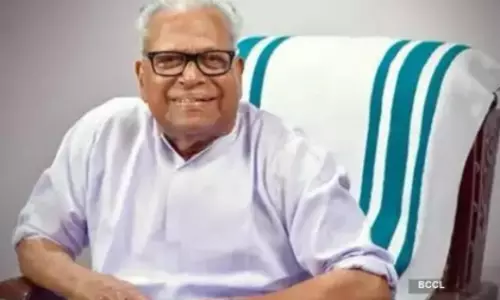 Kerala: अच्युतानंदन को मरणोपरांत पद्म विभूषण से सम्मानित किया गया Kerala: अच्युतानंदन को मरणोपरांत पद्म विभूषण से सम्मानित किया गया