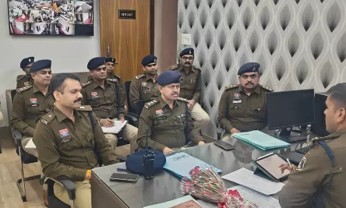 पुलिस कमिश्नरेट प्रणाली के प्रभावी क्रियान्वयन को लेकर मध्य जोन में समीक्षा बैठक
