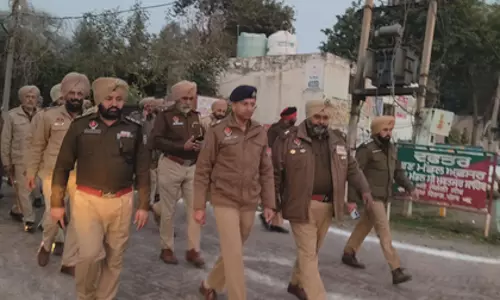गणतंत्र दिवस: Punjab पुलिस ने संवेदनशील इलाकों में फ्लैग मार्च किया
