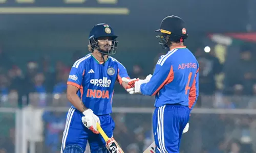 T20 series: अभिषेक-सूर्या की तूफानी पारी के दम पर भारत की 8 विकेट से जीत T20 series: अभिषेक-सूर्या की तूफानी पारी के दम पर भारत की 8 विकेट से जीत