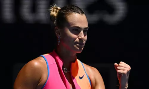Australian Open: विश्व नंबर 1 आर्यना सबलेंका ने विक्टोरिया म्बोको को हराकर क्वार्टर फाइनल में प्रवेश किया