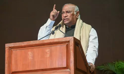 गणतंत्र दिवस की पूर्व संध्या पर कांग्रेस अध्यक्ष खड़गे का राष्ट्र के नाम संदेश, संविधान की रक्षा का आह्वान