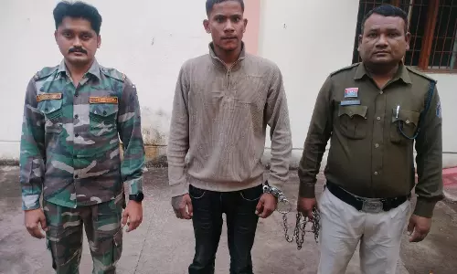 धमतरी पुलिस ने चिट्टा पीने वाले आदतन बदमाश को किया गिरफ्तार