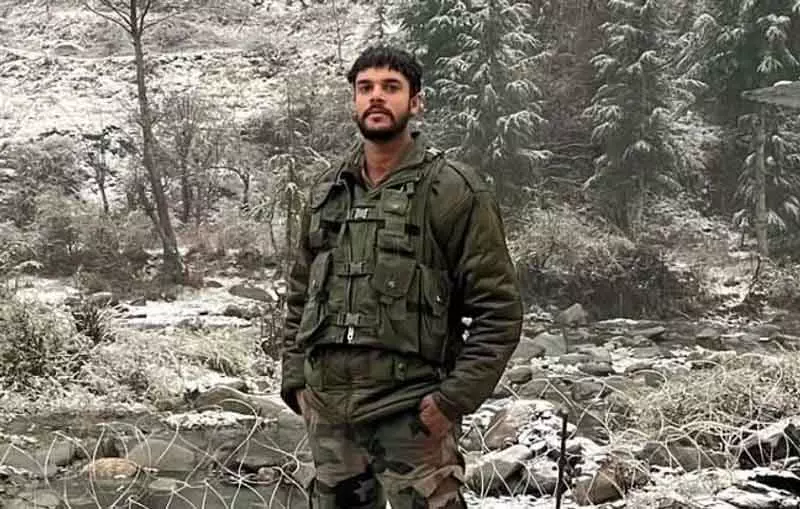 Jhajjar गांव ने सेना जवान को नम आंखों से विदाई दी Jhajjar गांव ने सेना जवान को नम आंखों से विदाई दी