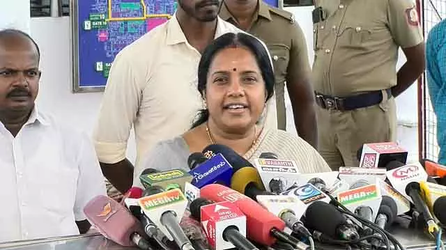 DMK के दोबारा सत्ता में आने का कोई चांस नहीं है: Vanathi Srinivasan DMK के दोबारा सत्ता में आने का कोई चांस नहीं है: Vanathi Srinivasan