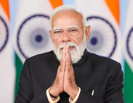 वोटर होना संवैधानिक अधिकार के साथ एक कर्तव्य भी, राष्ट्रीय मतदाता दिवस पर युवाओं से पीएम मोदी की खास अपील वोटर होना संवैधानिक अधिकार के साथ एक कर्तव्य भी, राष्ट्रीय मतदाता दिवस पर युवाओं से पीएम मोदी की खास अपील