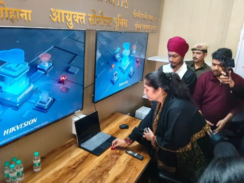 गोहाना में CCTV सर्विलांस से सुरक्षा घेरा मजबूत किया गया गोहाना में CCTV सर्विलांस से सुरक्षा घेरा मजबूत किया गया
