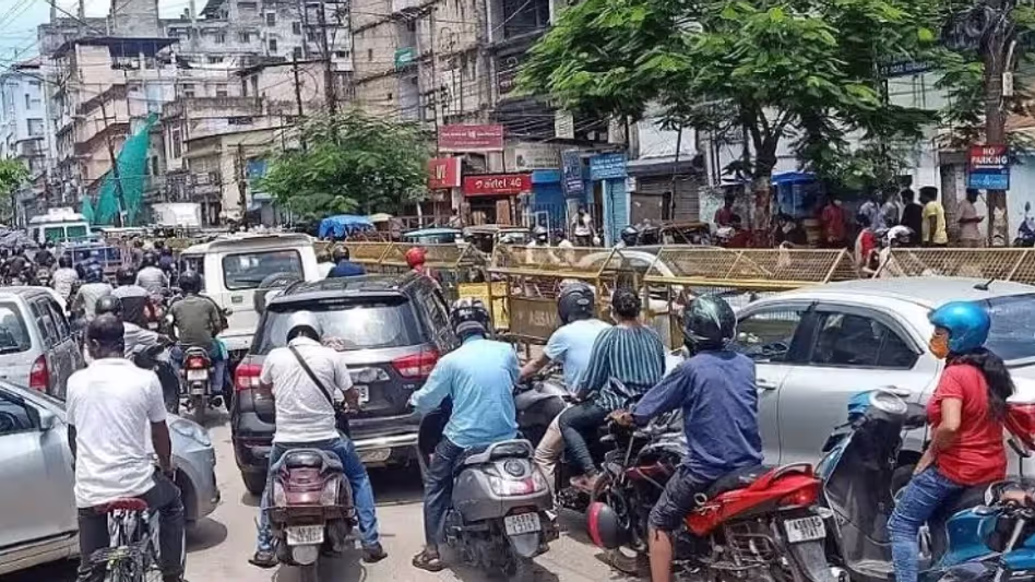 Assam : भारत-न्यूजीलैंड वनडे मैच के कारण ए.के. आज़ाद रोड, बारसापारा रूट पर ट्रैफिक पाबंदियां रहेंगी। Assam : भारत-न्यूजीलैंड वनडे मैच के कारण ए.के. आज़ाद रोड, बारसापारा रूट पर ट्रैफिक पाबंदियां रहेंगी।