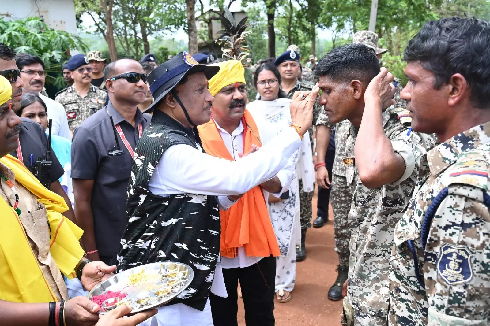 विष्णु के सुशासन से संवर रहा छत्तीसगढ़ विष्णु के सुशासन से संवर रहा छत्तीसगढ़
