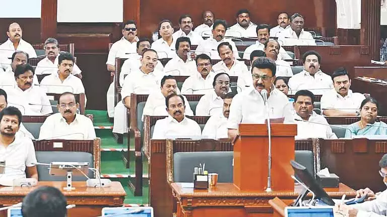 CM Stalin ने कलैगनार कनवु इलम के तहत एक लाख घरों की घोषणा की CM Stalin ने कलैगनार कनवु इलम के तहत एक लाख घरों की घोषणा की
