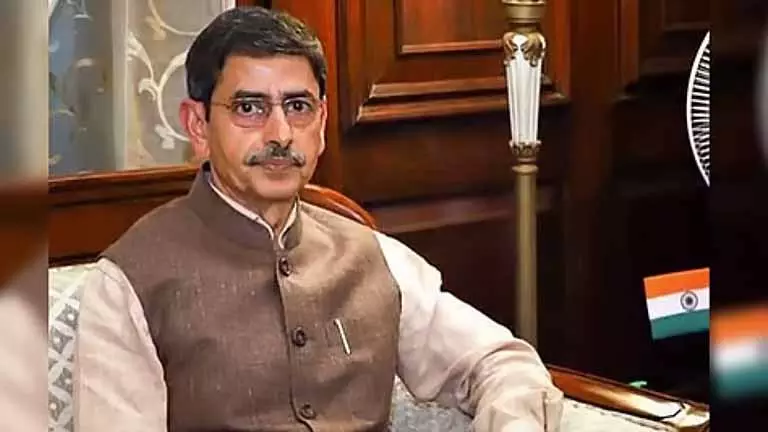 OPS खेमे के विधायक ने राज्यपाल आरएन रवि को वापस बुलाने की मांग की OPS खेमे के विधायक ने राज्यपाल आरएन रवि को वापस बुलाने की मांग की