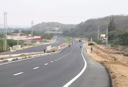 Coimbatore: पश्चिमी रिंग रोड के दूसरे चरण में देरी, ट्रैफिक की नई चिंताएं Coimbatore: पश्चिमी रिंग रोड के दूसरे चरण में देरी, ट्रैफिक की नई चिंताएं
