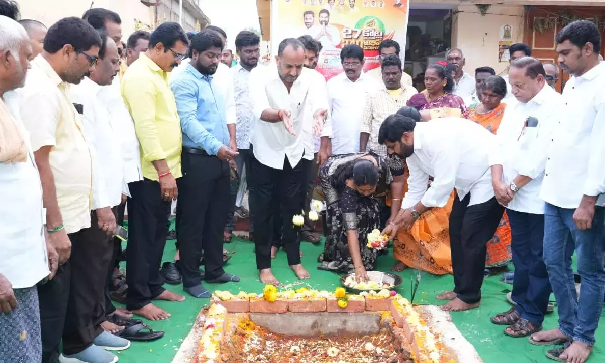 Nellore ग्रामीण में 27 करोड़ रुपये के विकास कार्यों का शुभारंभ किया गया Nellore ग्रामीण में 27 करोड़ रुपये के विकास कार्यों का शुभारंभ किया गया