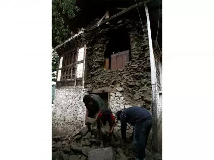 Bhutan में 2.8 तीव्रता का भूकंप आया Bhutan में 2.8 तीव्रता का भूकंप आया
