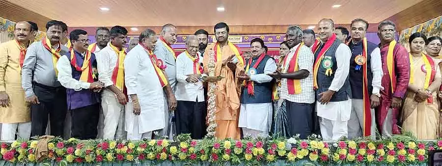 नई पीढ़ी को सांस्कृतिक विरासत से परिचित कराएं: H.I. Thimmapur नई पीढ़ी को सांस्कृतिक विरासत से परिचित कराएं: H.I. Thimmapur