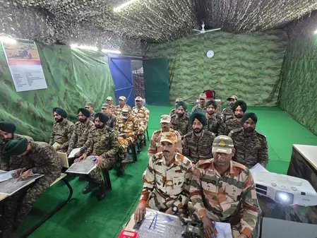 अरुणाचल प्रदेश में सेना और आईटीबीपी ने किया संयुक्त युद्ध अभ्यास अरुणाचल प्रदेश में सेना और आईटीबीपी ने किया संयुक्त युद्ध अभ्यास