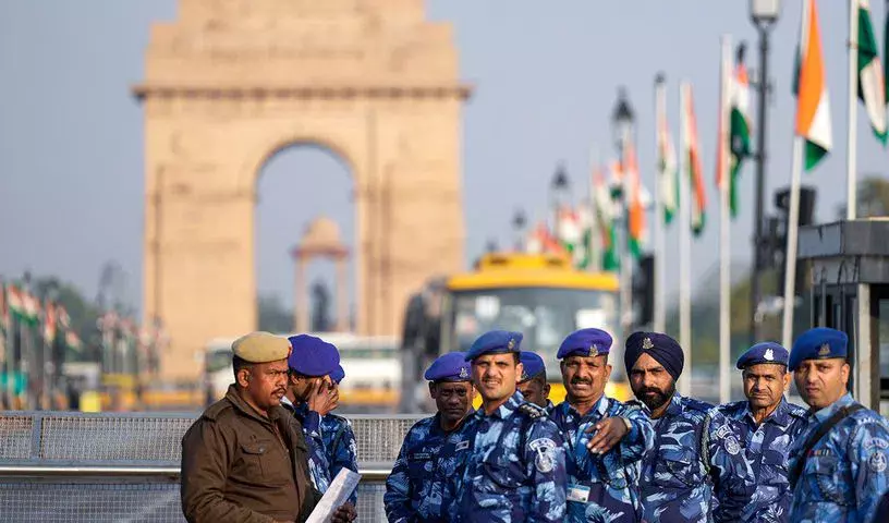 गणतंत्र दिवस परेड के लिए कर्तव्य पथ पर बने बाड़ों का नाम भारत की नदियों के नाम पर रखा गया गणतंत्र दिवस परेड के लिए कर्तव्य पथ पर बने बाड़ों का नाम भारत की नदियों के नाम पर रखा गया