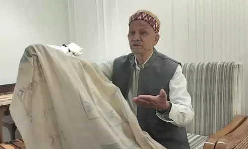 Sonepat अनसंग हैंडलूम पायनियर खेम राज सुंदरियाल को पद्म श्री मिला Sonepat अनसंग हैंडलूम पायनियर खेम राज सुंदरियाल को पद्म श्री मिला