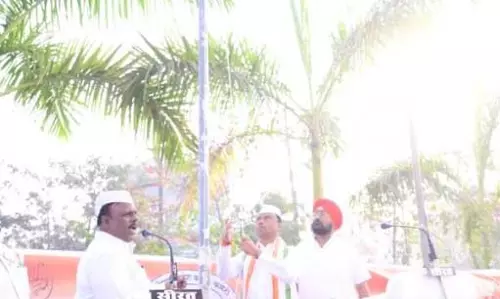 राजीव भवन रायपुर में दीपक बैज ने गणतंत्र दिवस 2026 पर फहराया तिरंगा