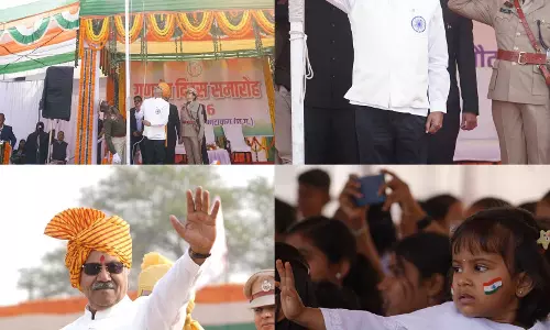 सांसद बृजमोहन अग्रवाल ने बलौदाबाजार में ध्वजारोहण कर परेड की सलामी ली सांसद बृजमोहन अग्रवाल ने बलौदाबाजार में ध्वजारोहण कर परेड की सलामी ली
