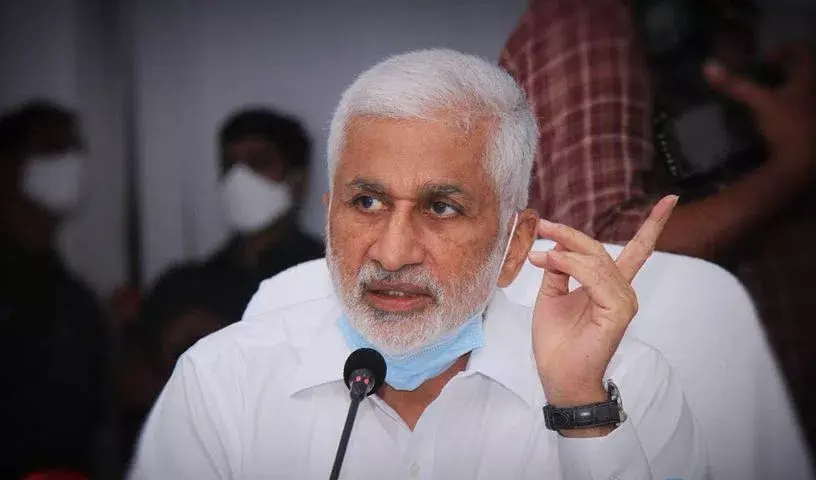 ED ने आंध्र शराब घोटाले में पूर्व सांसद विजयसाई रेड्डी से पूछताछ की