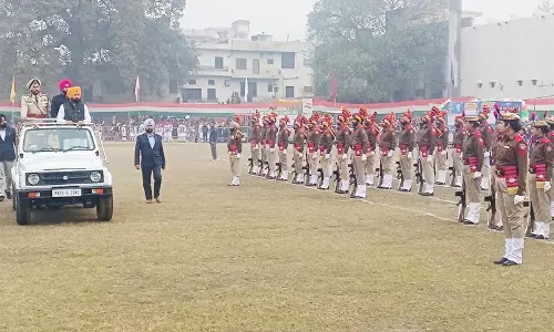 Punjab , हरियाणा ने 77वें गणतंत्र दिवस के जश्न में देश का साथ दिया Punjab , हरियाणा ने 77वें गणतंत्र दिवस के जश्न में देश का साथ दिया
