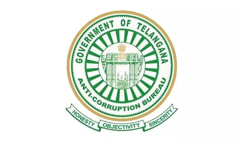 ACB ने कामारेड्डी में सिविल सप्लाइज़ ऑफिस पर छापा मारा, लेबर ऑफिस में सरप्राइज़ की चेकिंग ACB ने कामारेड्डी में सिविल सप्लाइज़ ऑफिस पर छापा मारा, लेबर ऑफिस में सरप्राइज़ की चेकिंग